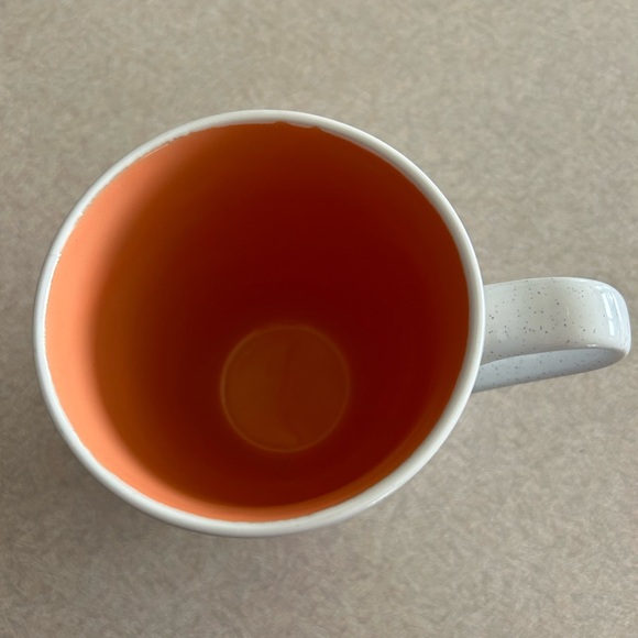 M initial mug, dishwasher and microwave safe - Picture 2 of 4